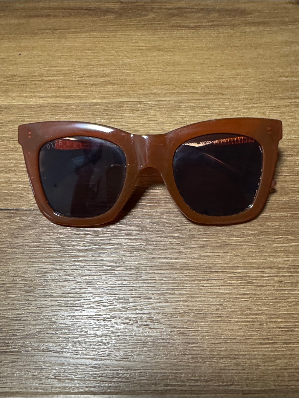 DIFF Eyewear Cat Eye Sunglasses